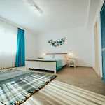 Pensiunea Briza Marii Гостевой дом 4*