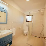 Гостевой дом Pensiunea Briza Marii 4*